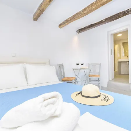 Magginas Little * Kostos